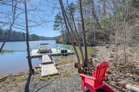Lakefront Cabin Retreat with Dock in Robbinsville! Cabin in Cheoah