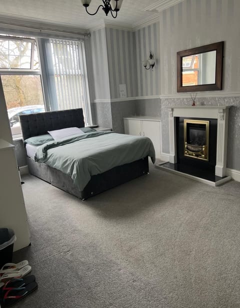 Home away from home Vacation rental in Manchester