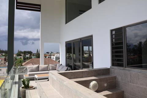 Balcony/Terrace, Swimming pool