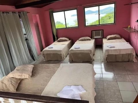 Castelinho de ibicui flats Bed and Breakfast in Mangaratiba