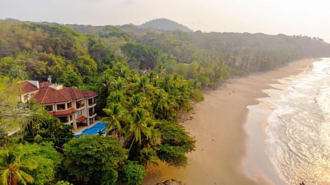Property building, Bird's eye view, Sea view, Swimming pool