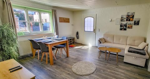 Ruhige Wohnung mit schöner Aussicht Apartment in Vorarlberg, Austria