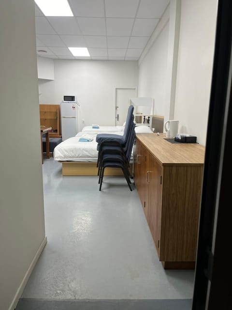 2 Double Beds, 1 Single Bed, 2 Double Sofa Beds in 1 Room, Serviced Suite 6 Apartment in Auckland