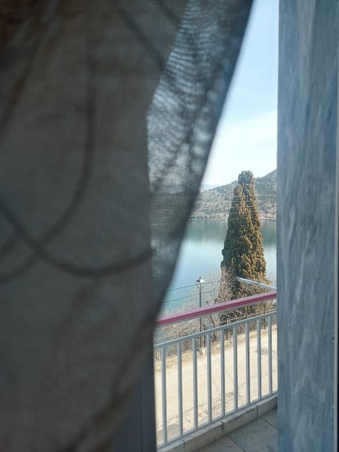 View (from property/room), Lake view