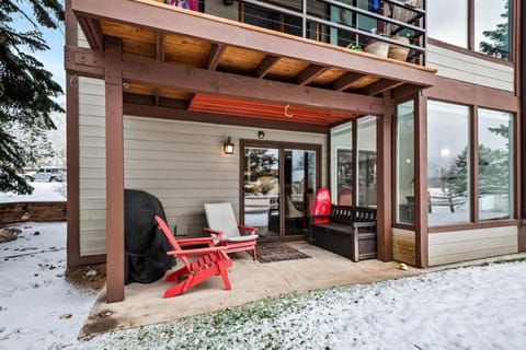 Property building, Spring