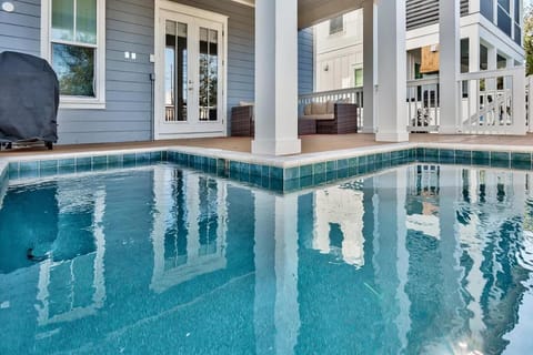 Saint Cecilia House in Blue Gulf Beach