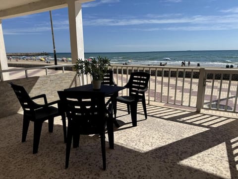 Day, View (from property/room), Balcony/Terrace, Balcony/Terrace, Dining area, Beach, Sea view