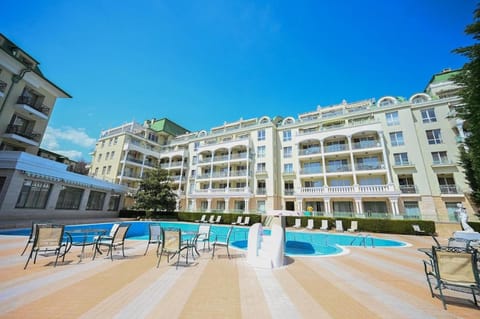 Property building, Pool view, Swimming pool