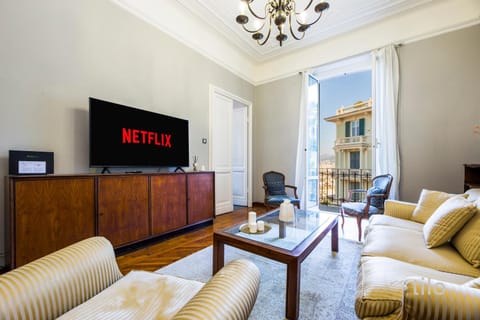 Communal lounge/ TV room, TV and multimedia, Living room