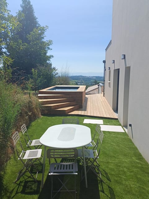 L 'ancienne vigne by hd - Gîte & Spa House in Auvergne-Rhône-Alpes