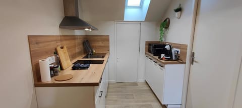 Votre Refuge Urbain Logement Complet pour Étudiants et Pros Apartment in Fougères