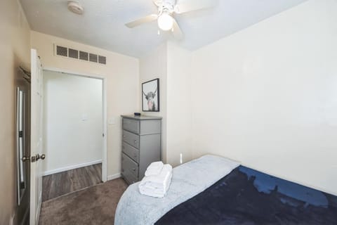 Charming Getaway on Ash St- Minutes from Cinci House in Covington