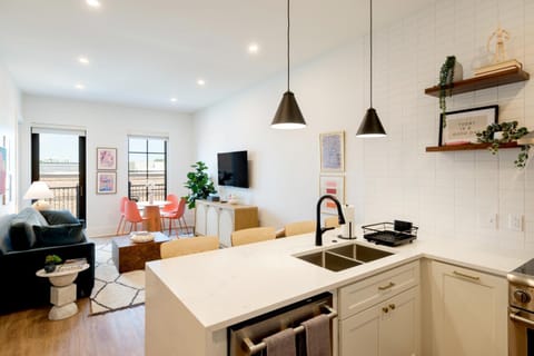 OS Hotel Hotel in Ocean Springs