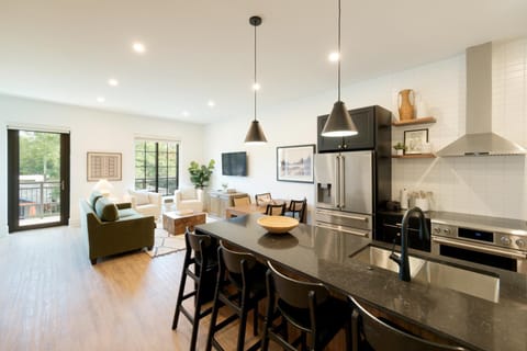 OS Hotel Hotel in Ocean Springs