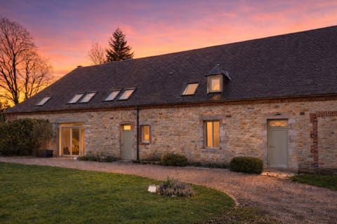Property building, Sunrise