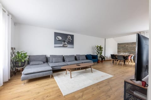 Nice house close to Disney 12 people House in Île-de-France