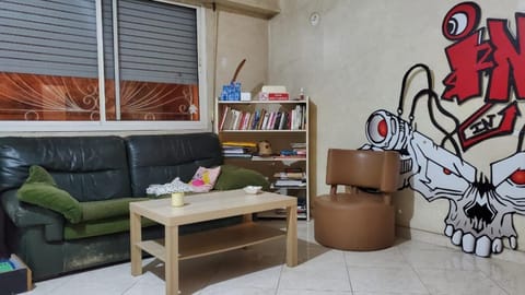 Library, Living room, Seating area