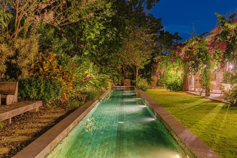 Night, Swimming pool