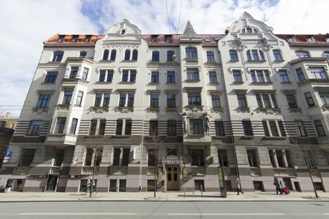 Property building, Facade/entrance