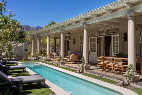 Patio, Garden, Balcony/Terrace, Swimming pool, sunbed