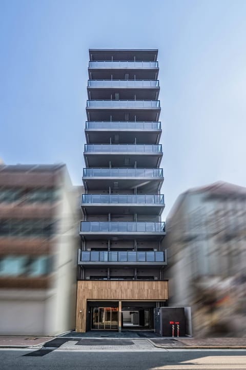 Property building, Day