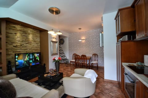 TV and multimedia, Living room, Photo of the whole room, Seating area