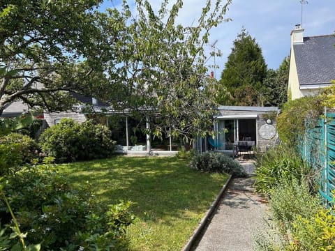 Property building, Garden, Garden, Garden view