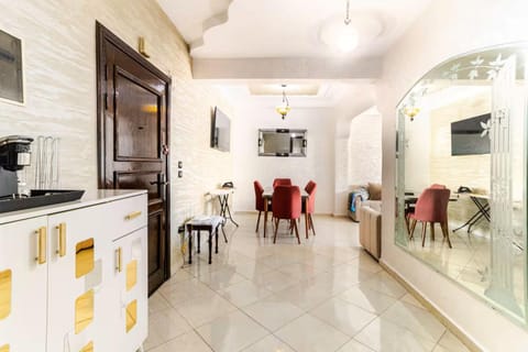 TV and multimedia, Dining area