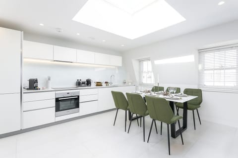 Kitchen or kitchenette, Dining area, stove, kitchen