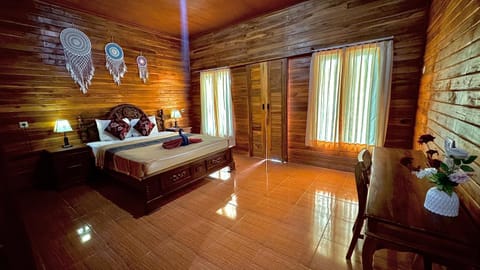 Lembongan Tropical Guesthouse Campground/ 
RV Resort in Nusapenida