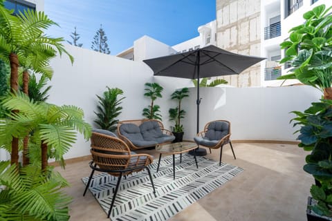 Patio, Spring, Day, Balcony/Terrace, Balcony/Terrace