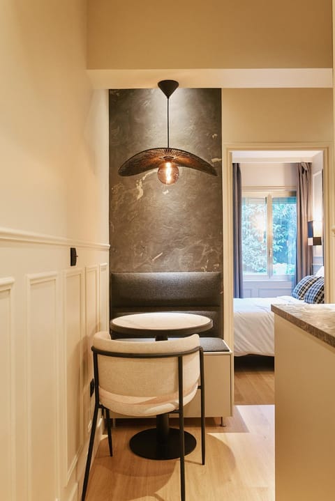 Desnouettes Suite - Duke Housing Apartment in Paris