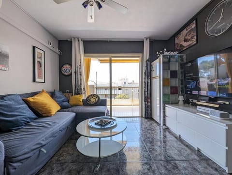 Communal lounge/ TV room, TV and multimedia, Living room