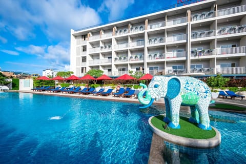 Property building, Swimming pool