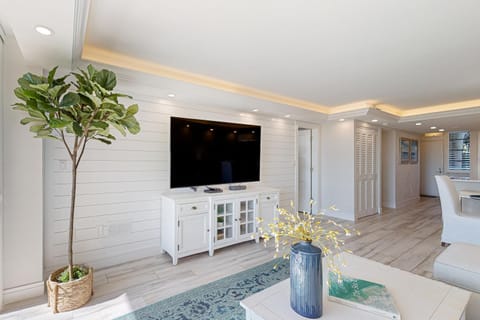 South Seas Ocean Please Apartment in Marco Island