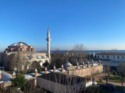 Nearby landmark, Day, Natural landscape, City view, Landmark view, Sea view