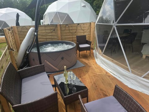 Patio, Seating area