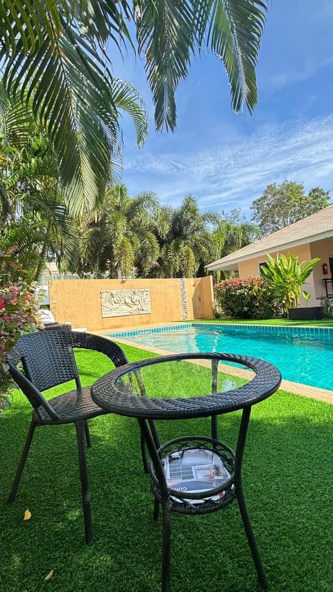 Pool view, Swimming pool