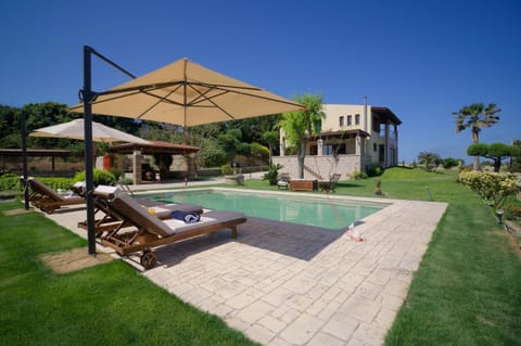 BBQ facilities, Garden, Swimming pool, Swimming pool