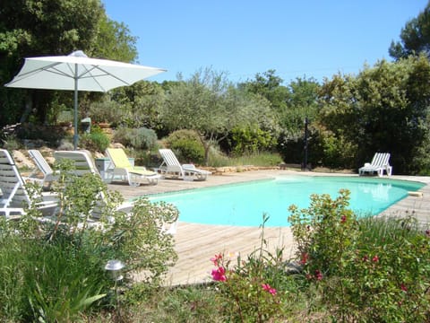 Maison du Tuff Villa in Salernes