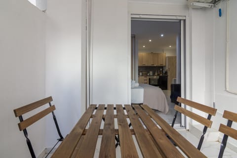 Modern Studio in Piraeus Apartment in Pireas