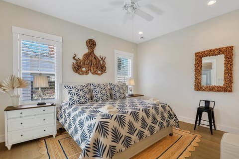 Charming Cottage in Picturesque Habersham, SC House in Beaufort