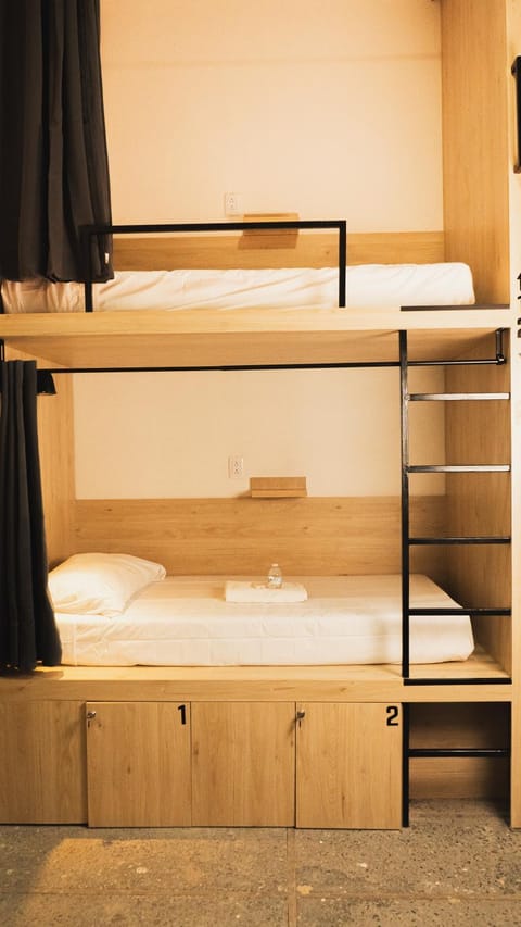 bunk bed