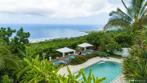 Bird's eye view, Sea view, Swimming pool