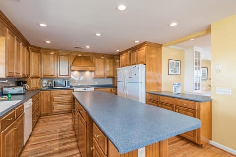 Bahia Mar - Fripp Island - Right Across from Beach Access House in Fripp Island