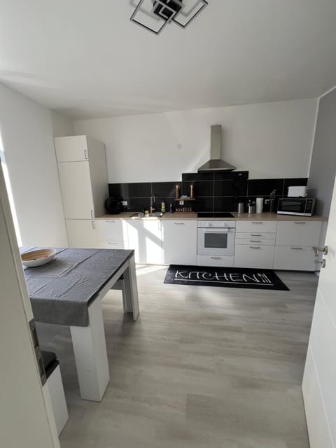 Renoviertes Appartment mit 2 Schlafzimmern Apartment in Luxembourg