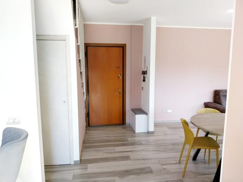 Casa Palmy Apartment in Intra