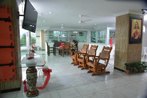 Communal lounge/ TV room, TV and multimedia, Living room, Lobby or reception