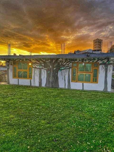 Property building, Garden view, Parking