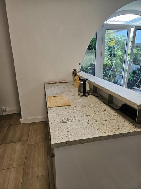 Penthouse 10 Etage 3 Schlafzimmer mit Aussicht Apartment in Offenbach